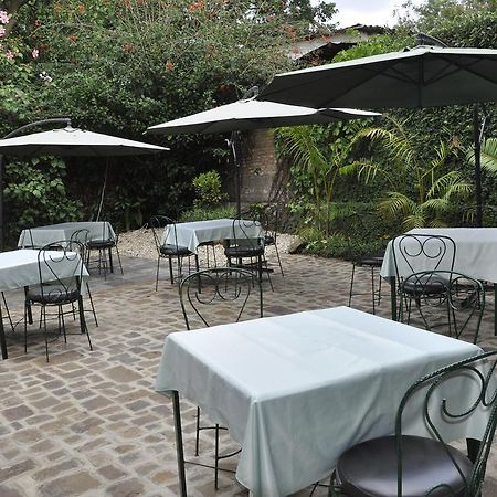 Gorillas City Centre Hotel Kigali Buitenkant foto