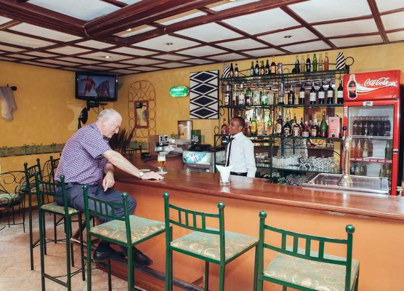 Gorillas City Centre Hotel Kigali Buitenkant foto