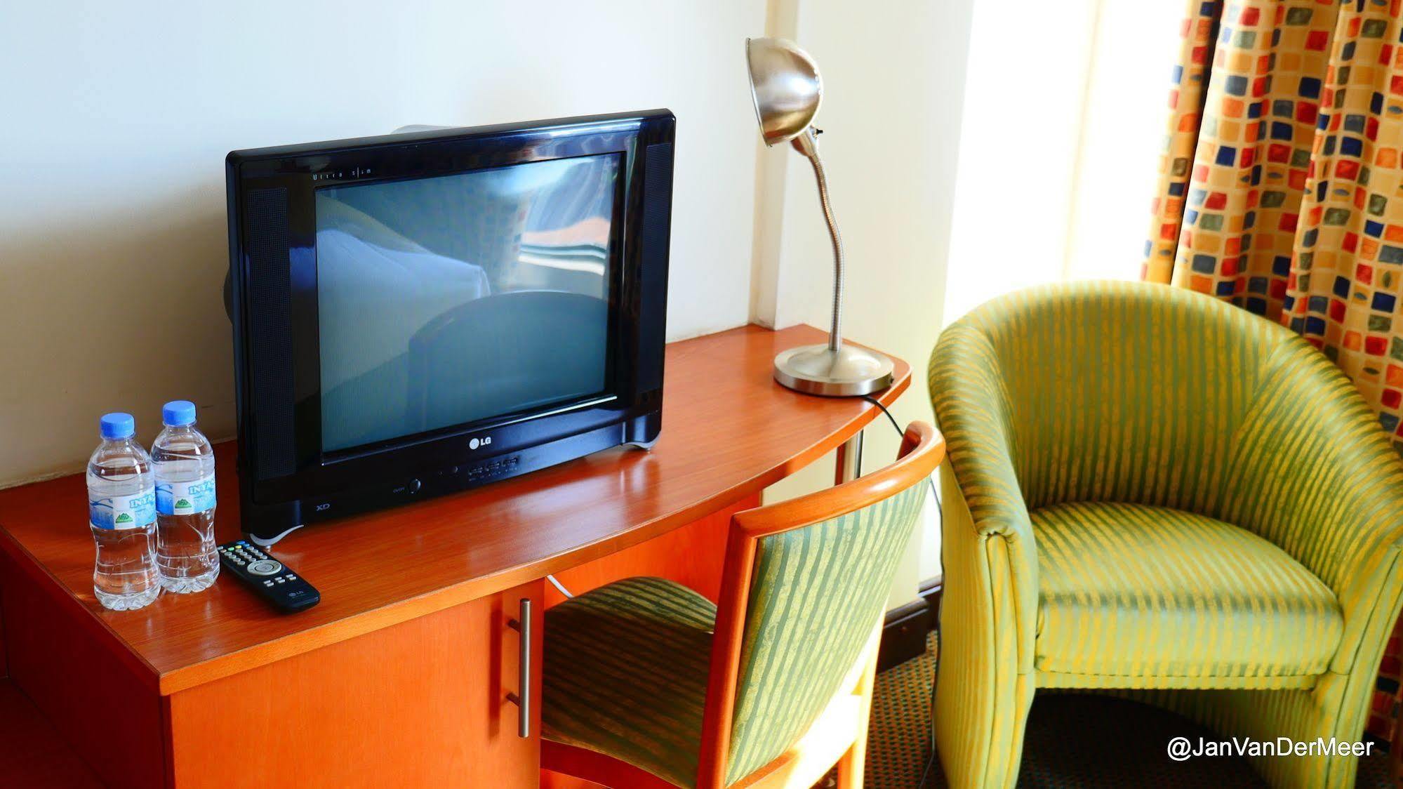 Gorillas City Centre Hotel Kigali Buitenkant foto